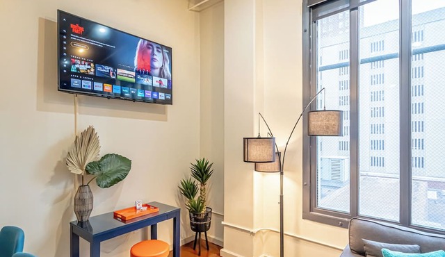 Luxury Sundance Square Loft | Downtown Fort Worth