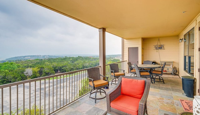 Jonestown Condo on Lake Travis w/2 Balconies!