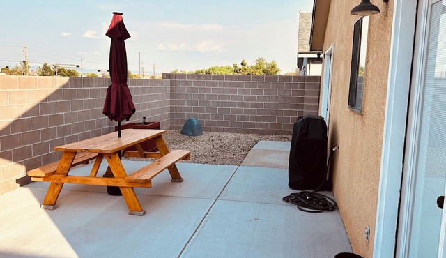 Cozy West-sider in Albuquerque, NM