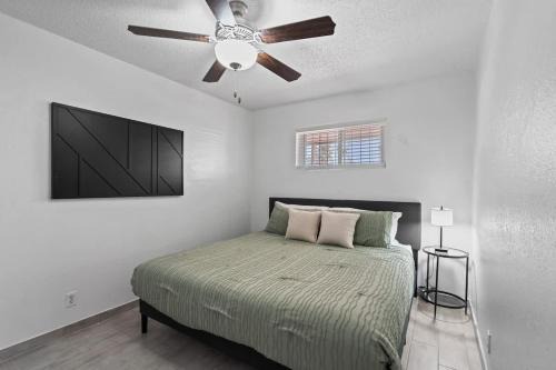 Sleek 2-Bed 1-Bath Home Near Fort Bliss
