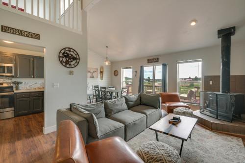 Lake + Mountain Views! Pagosa Springs Getaway