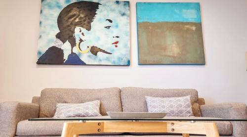 Elegant Townhome in Heart of Down Town