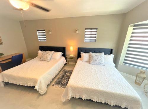 Close to All, Restful Duplex A in Downtown, UTEP, Hospitals