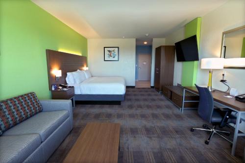 Holiday Inn Express & Suites - Dripping Springs - Austin Area by IHG